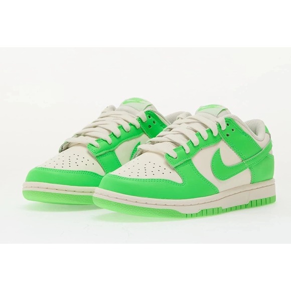 NIKE DUNK LOW Womens Size 6 Sail Green Strike White Neon Shoes HV0842-133 NEW - Picture 2 of 5